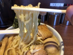 二九八家いわせ 口コミ評価が高い市川市を代表するラーメン店