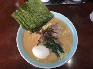 《壱鉄家》JR市川駅周辺で横浜家系ラーメンを食べるならここだ！