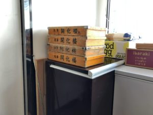 浅草開花楼の麺箱