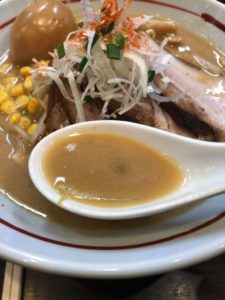 あけどや味噌ラーメンのスープ