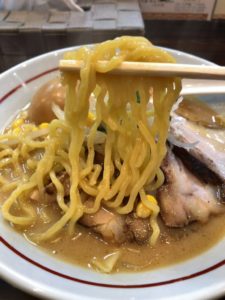 ら〜麺あけどやの麺