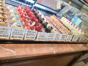 《モンペリエ》市川市民に愛され続けるケーキ・焼菓子の洋菓子屋！