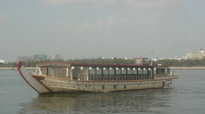 西栄の屋形船
