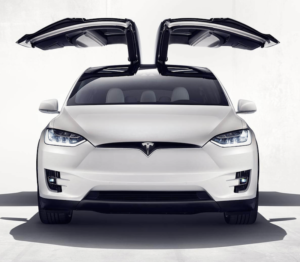 モデルXのファルコンウィングドア