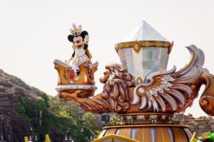 ディズニーランド8,200円へ値上げ！夢の国が価値向上と利益追求へ！