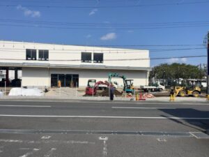 建デポ市川大野店の建設工事の様子（2026年4月16日筆者撮影）