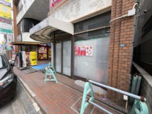 親愛の麻辣湯(マーラータン)南行徳駅前店の開店場所の外観(2026年2月24日筆者撮影)