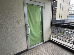 大貫ビル4階の区画外観 もみの匠 行徳店の開店準備中とみられる現地の様子（2026年3月12日筆者撮影）