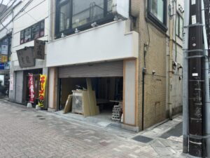 ナンクルナイサ跡地で内装工事中｜市川駅近く・新店舗オープンの可能性も